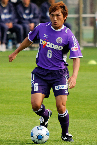 AOYAMA Toshihiro: got the assist (photo from May) - stefanole